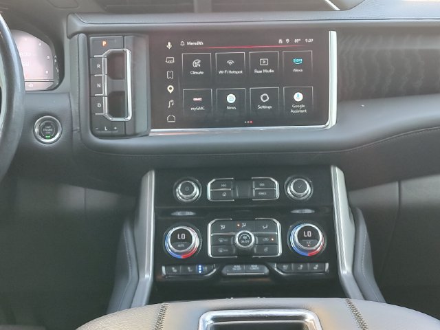 Used 2023 GMC Yukon XL Denali w/ Denali Reserve Package RWD image 13