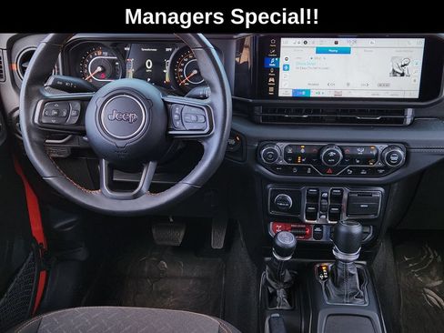 Used 2024 Jeep Gladiator Mojave w/ Safety Group AWD/4WD image 30