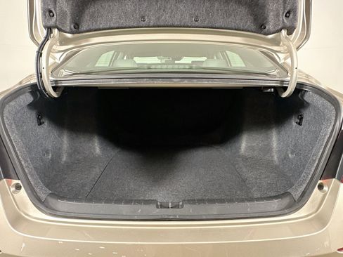Used 2020 Honda Accord LX image 27