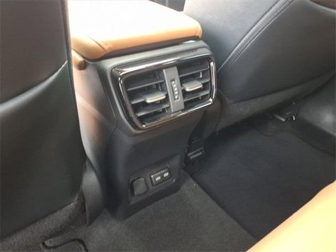 Used 2024 Lexus NX 250 250 Premium image 8