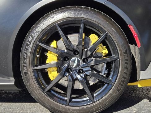 Used 2020 Aston Martin V8 Vantage Coupe image 6