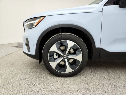 New 2026 Volvo XC40 B5 Plus w/ Protection Package Premier image 25