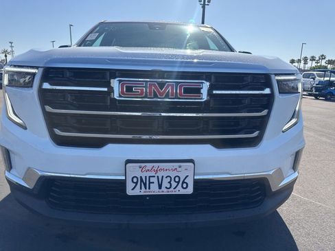 Certified 2024 GMC Acadia Elevation FWD image 6