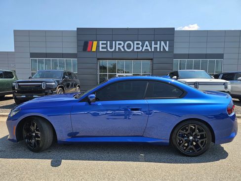 Used 2025 BMW 230i xDrive Coupe w/ M Sport Package AWD/4WD image 2