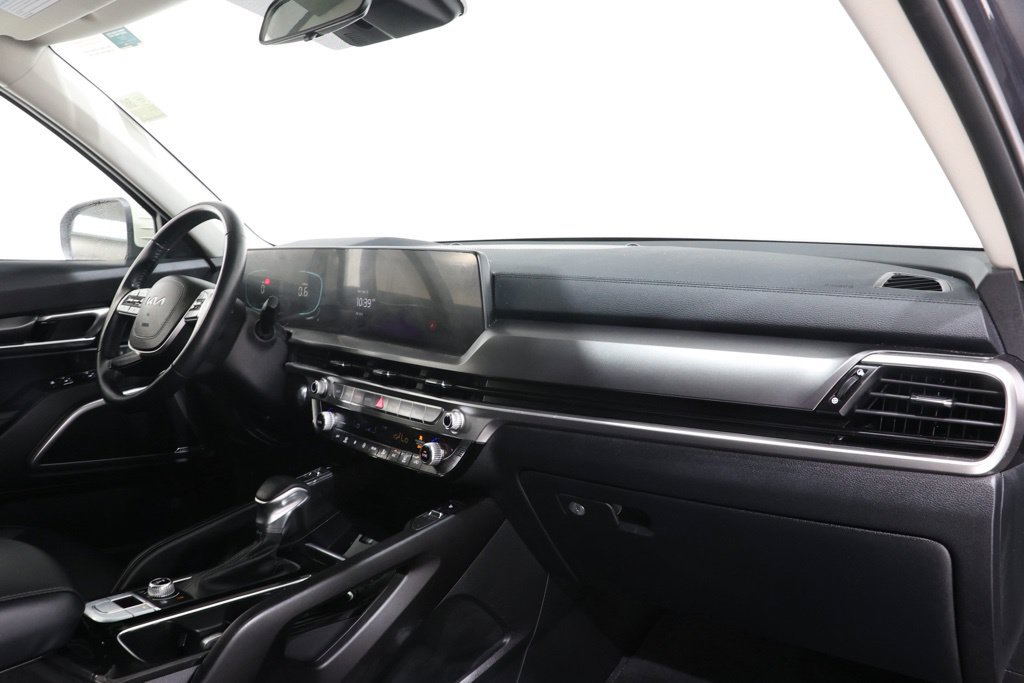 Used 2025 Kia Telluride S AWD/4WD image 17