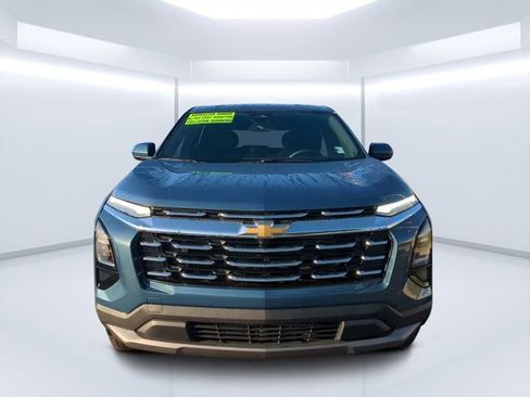 Used 2025 Chevrolet Equinox LT image 8