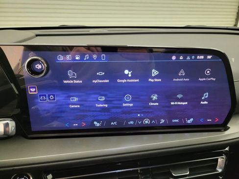 New 2026 Chevrolet Traverse LT w/ Driver Confidence Package FWD image 8