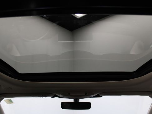 Used 2022 Lincoln Nautilus Reserve image 17