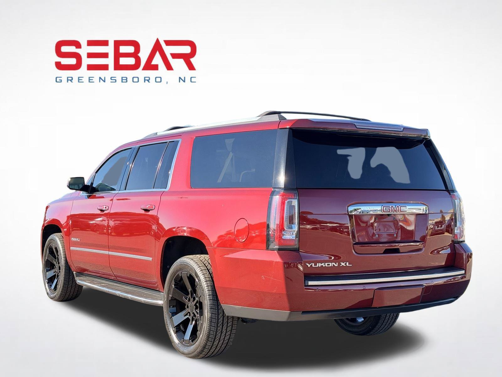 Used 2018 GMC Yukon XL Denali w/ Open Road Package AWD/4WD image 10