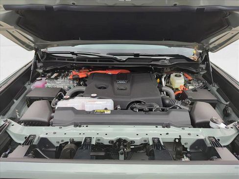 New 2025 Toyota Tundra Limited image 17