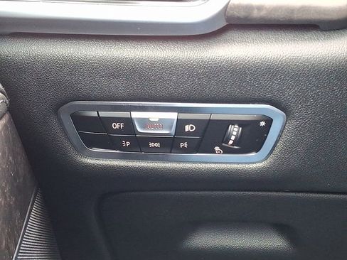 Used 2022 BMW X5 xDrive40i w/ Premium Package image 28