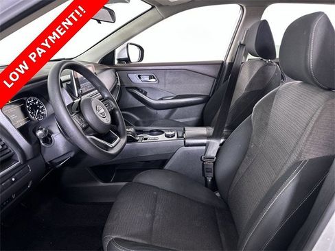 Used 2023 Nissan Rogue SV image 20