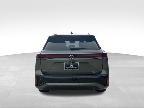 New 2026 Volkswagen Tiguan SE R-Line image 4