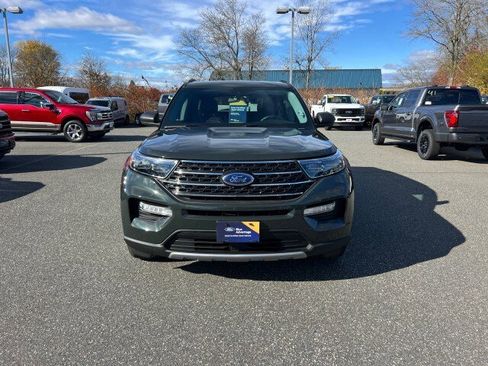 Certified 2022 Ford Explorer XLT w/ Equipment Group 202A image 2