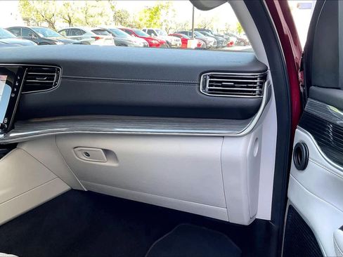 Used 2022 Jeep Wagoneer Series II image 16