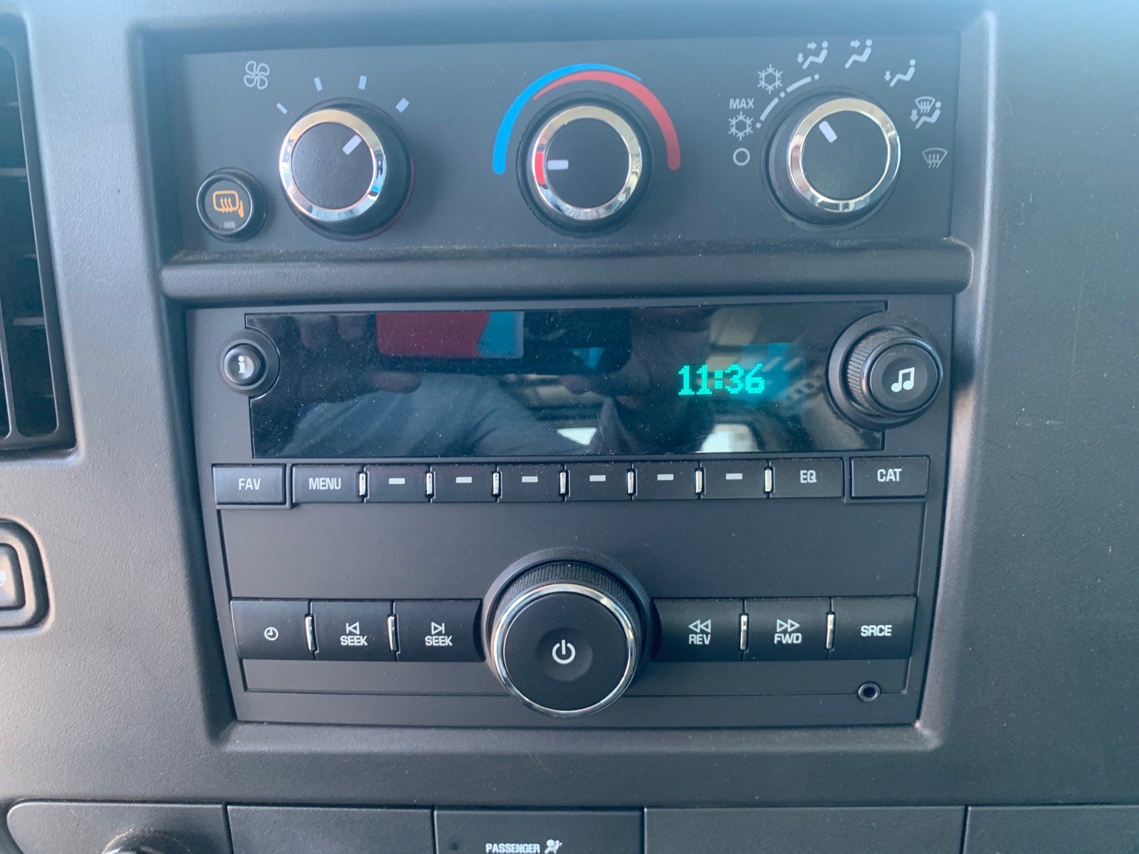 Used 2022 Chevrolet Express 2500 w/ Driver Convenience Package RWD image 11