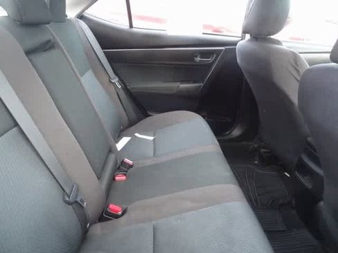 Used 2018 Toyota Corolla L image 9