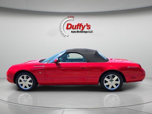 Used 2002 Ford Thunderbird RWD image 3