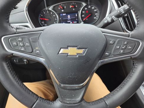 Used 2022 Chevrolet Equinox LT image 15