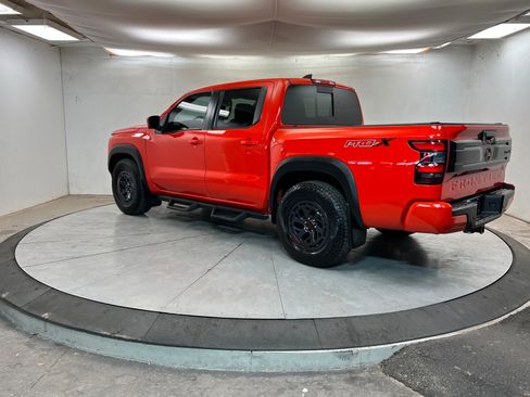 Used 2025 Nissan Frontier Pro-X w/ Pro Convenience Package image 3