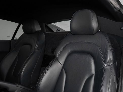 Used 2010 Audi R8 V10 image 41