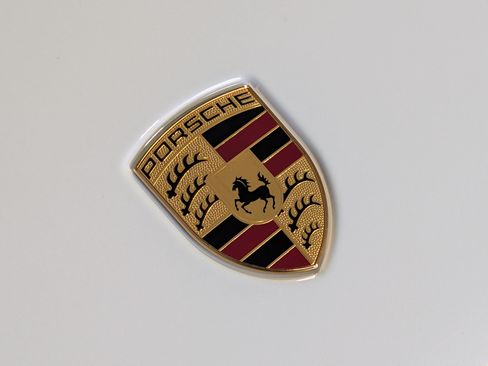 New 2026 Porsche Macan AWD/4WD image 16