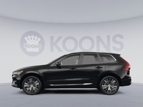Used 2023 Volvo XC60 B5 Plus w/ Climate Package AWD/4WD image 2