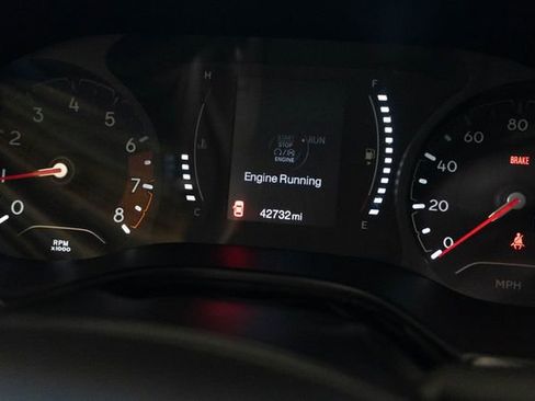 Used 2022 Jeep Compass Latitude FWD image 22