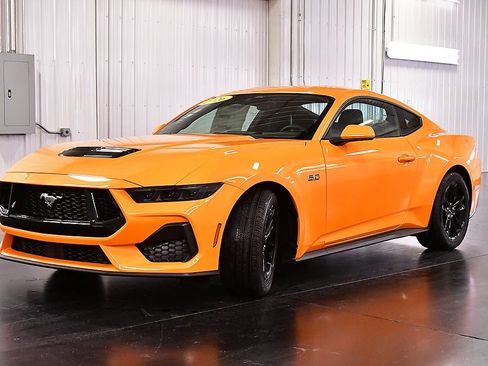 New 2026 Ford Mustang GT image 3