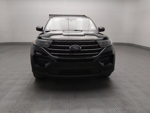 Used 2020 Ford Explorer XLT image 14