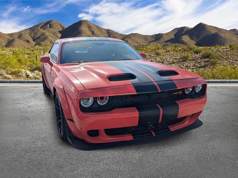 Used 2023 Dodge Challenger SRT Hellcat image 3