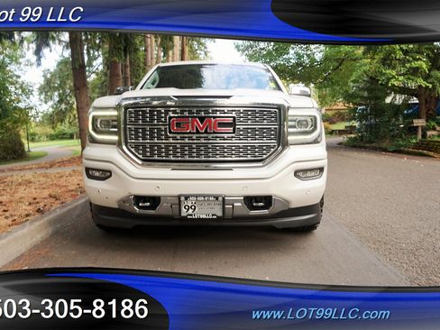 Used 2017 GMC Sierra 1500 Denali w/ Denali Ultimate Package image 6