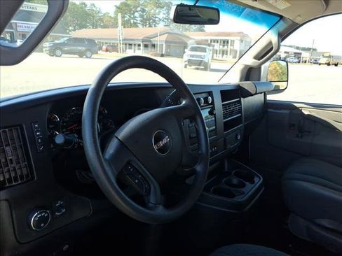Used 2021 GMC Savana 2500 w/ Driver Convenience Package image 18