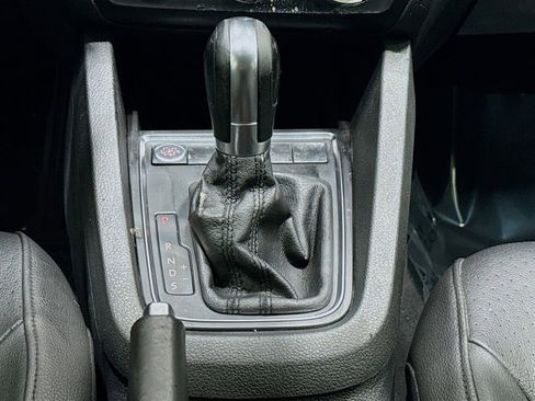 Used 2017 Volkswagen Jetta SE image 22