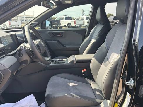Used 2026 Toyota RAV4 XSE w/ Panoramic Sun Roof Package AWD/4WD image 21