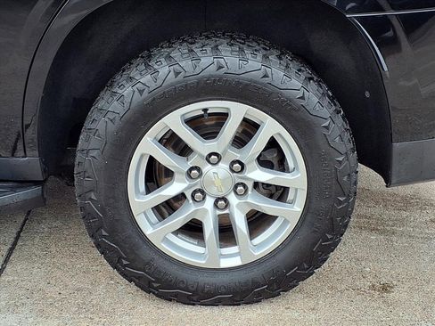 Used 2021 Chevrolet Tahoe LT image 30