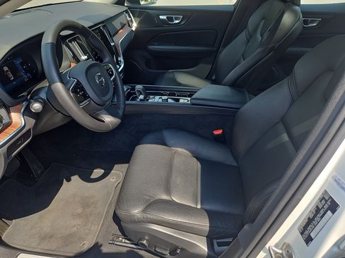 Used 2024 Volvo S60 B5 Plus AWD/4WD image 29
