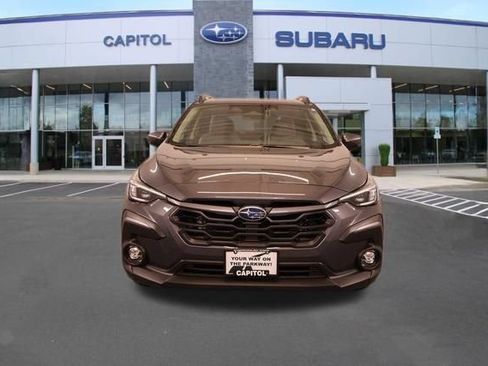 Certified 2025 Subaru Crosstrek 2.5i Limited w/ Popular Package #3A AWD/4WD image 8
