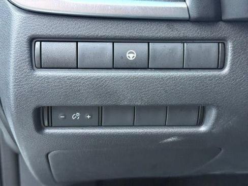 Used 2021 Nissan Rogue SV AWD/4WD image 24