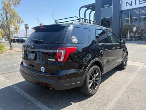 Used 2018 Ford Explorer XLT w/ Equipment Group 202A FWD image 6