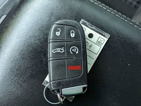 Used 2021 Dodge Charger R/T RWD image 31
