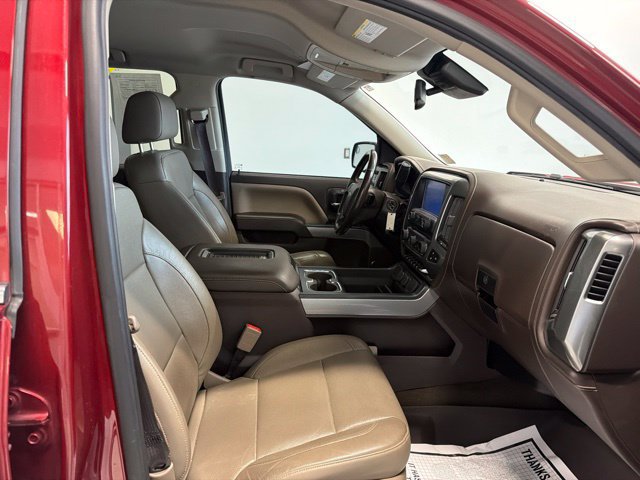 Used 2018 Chevrolet Silverado 1500 LTZ Z71 w/ LTZ Plus Package AWD/4WD image 32