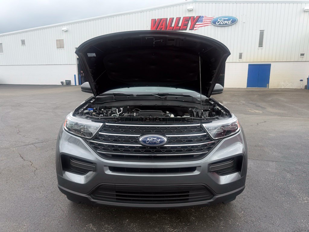 Used 2024 Ford Explorer XLT AWD/4WD image 59