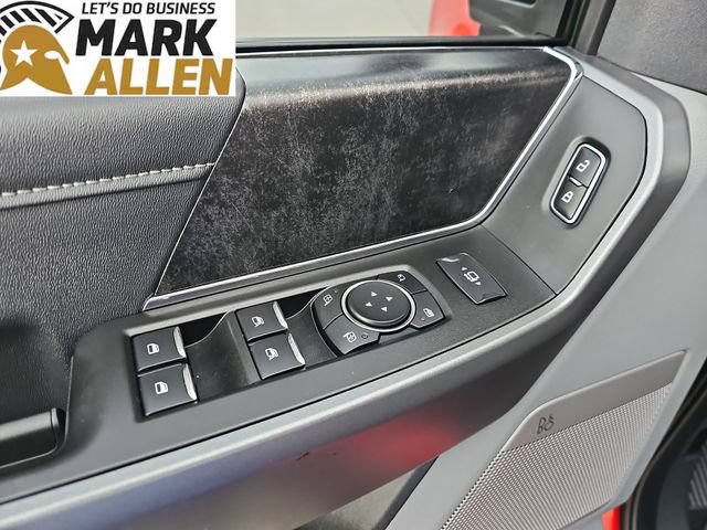 Used 2025 Ford F250 XLT w/ Black Appearance Package AWD/4WD image 23