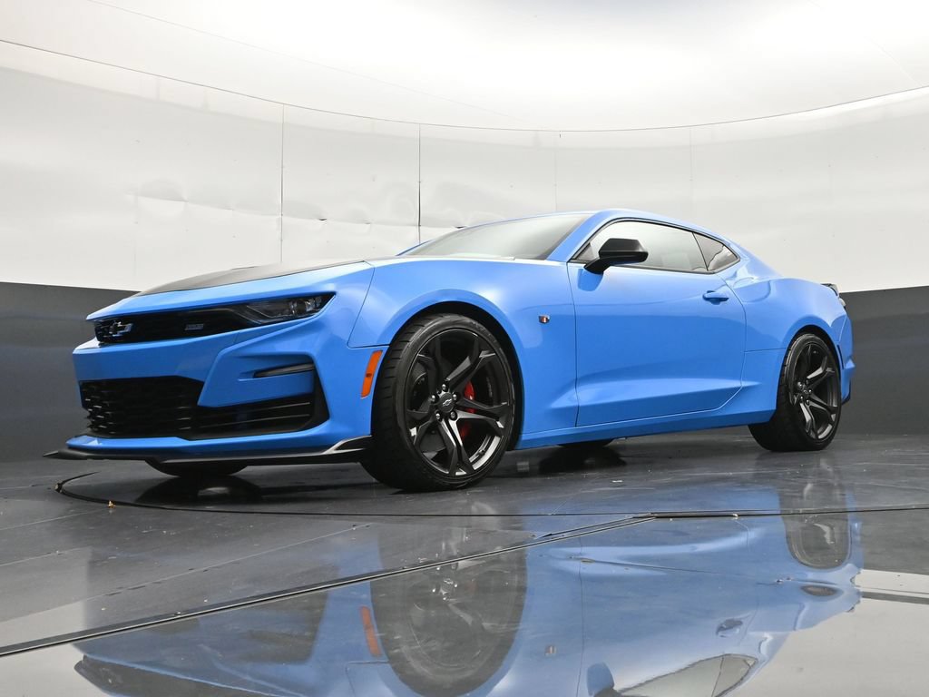 Used 2023 Chevrolet Camaro SS RWD image 17