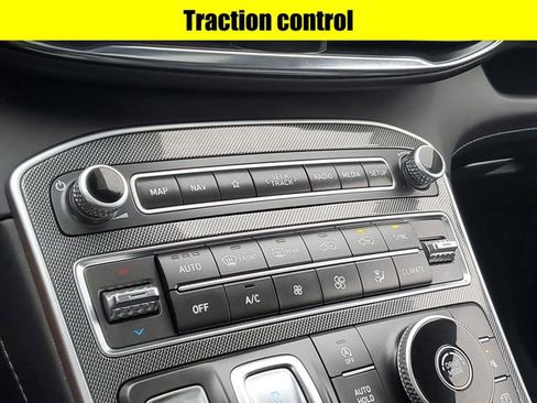 Used 2023 Hyundai Santa Fe Limited image 19