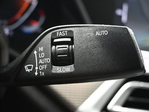 Used 2021 BMW X6 sDrive40i w/ Executive Package RWD image 23