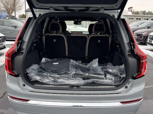 New 2026 Volvo XC90 T8 Plus w/ Protection Package Premier image 14