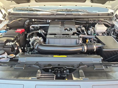 Certified 2025 Nissan Frontier SV RWD image 31