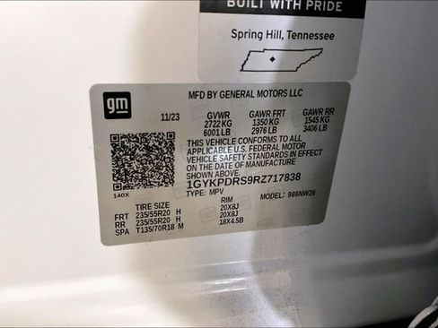Used 2024 Cadillac XT6 Premium Luxury w/ LPO, Floor Liner Package AWD/4WD image 32